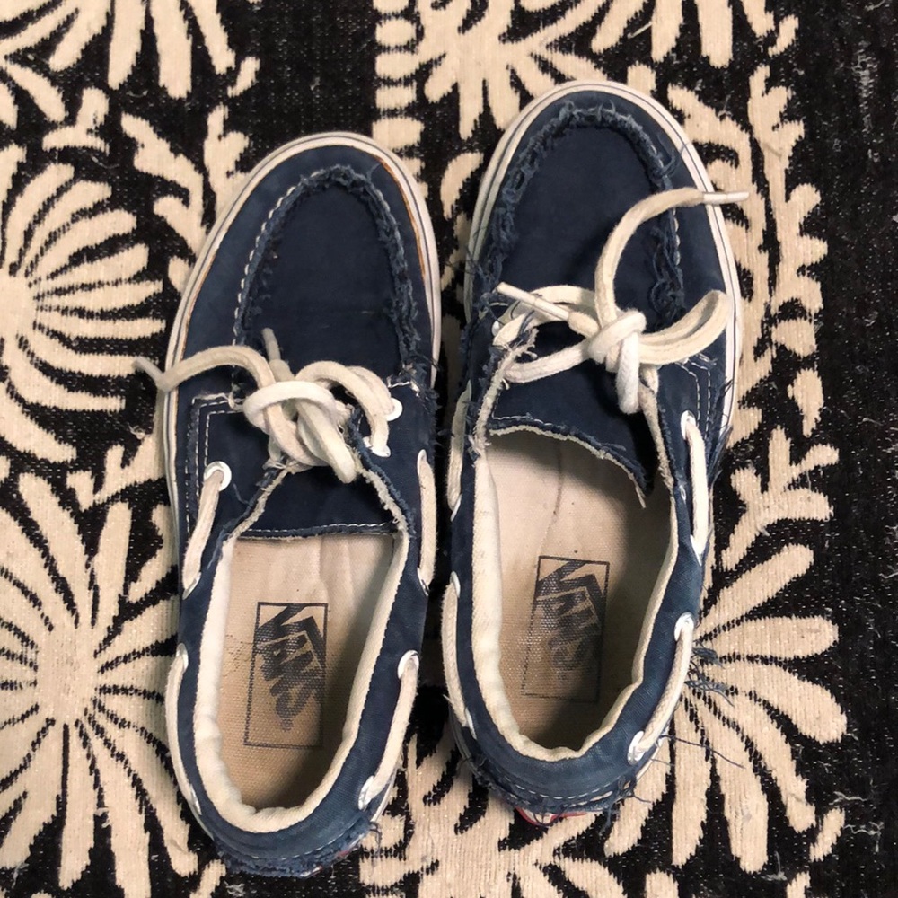 BLUE VANS